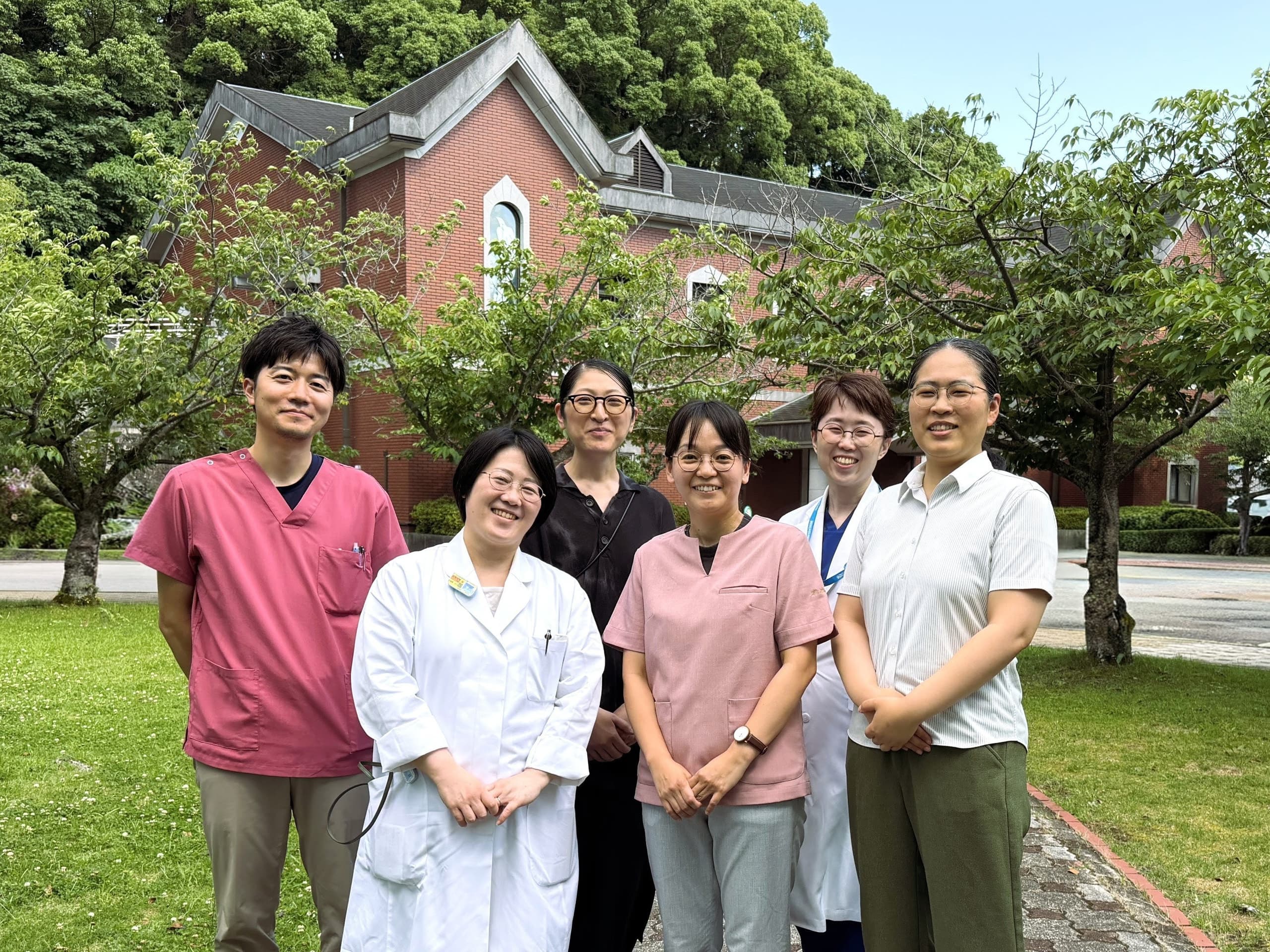 faculty_group_2026_edited2.jpg